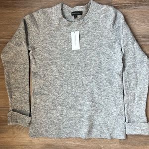 NEW! Banana Republic Aire Cuff Crew Neck Gray Wool Sweater Medium - Retail $78.
